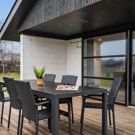 Stunning In With Wifi Holiday home Tarm