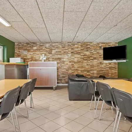 Holiday home Stunning In With Wifi *